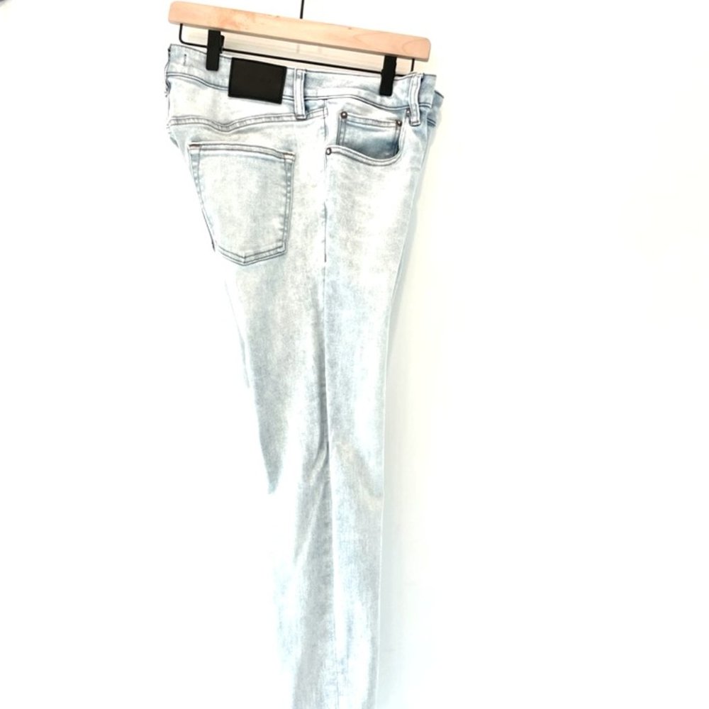 Express Men's Light Wash Denim